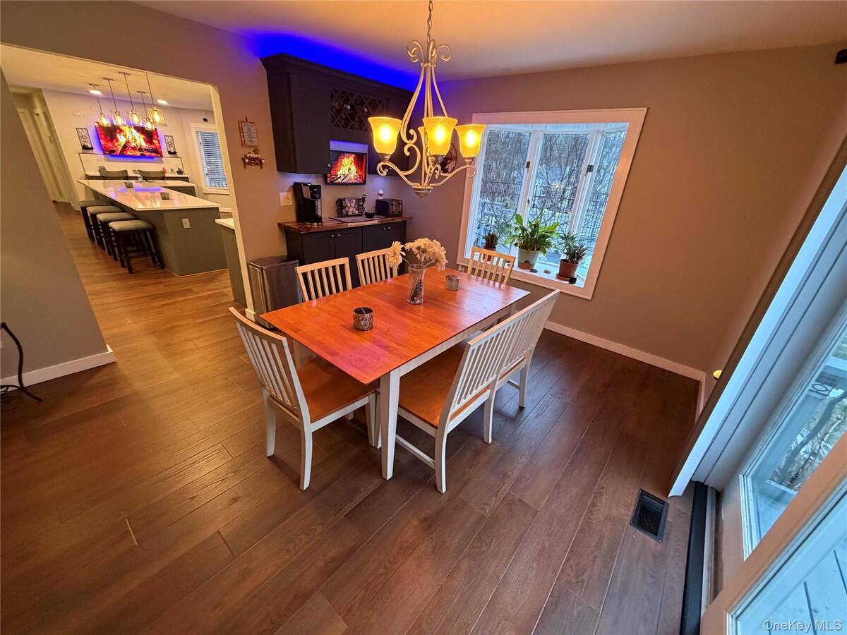 #9 photo, 503 Wading River Road, Manorville , NY 11949