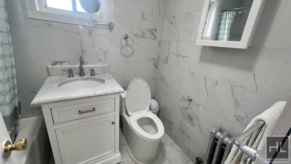 #10 photo, 115-50 149th Street, Jamaica , NY 11436