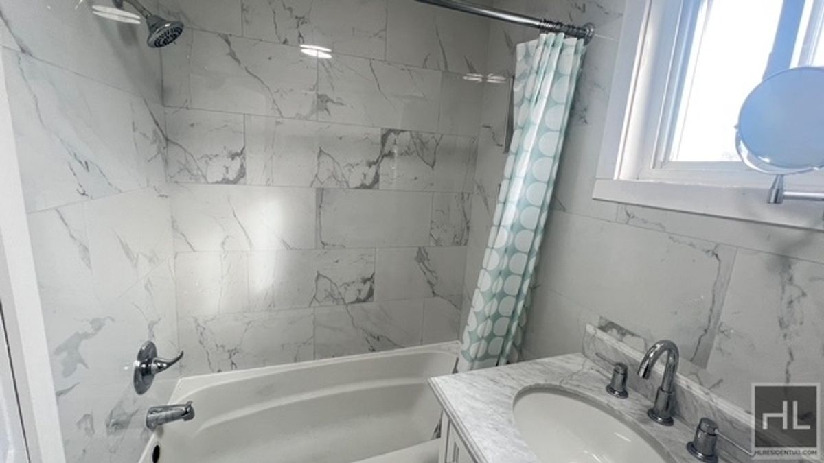 #11 photo, 115-50 149th Street, Jamaica , NY 11436