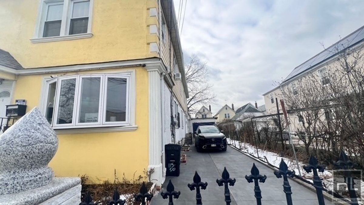 #14 photo, 115-50 149th Street, Jamaica , NY 11436