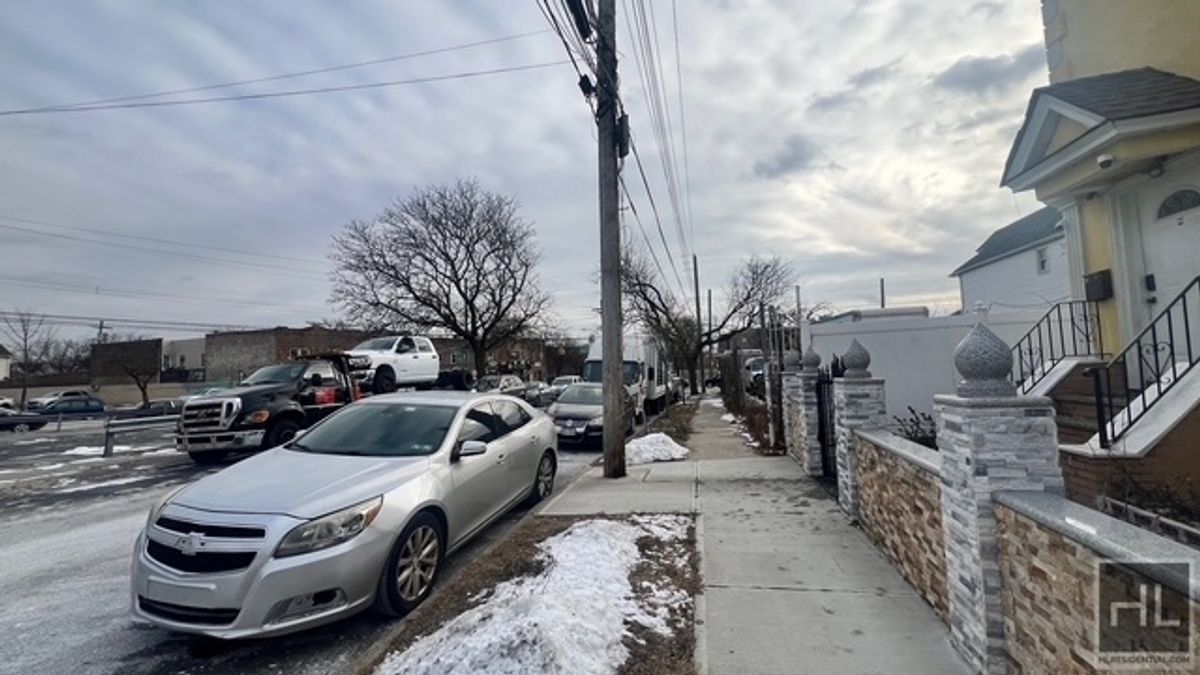 #15 photo, 115-50 149th Street, Jamaica , NY 11436