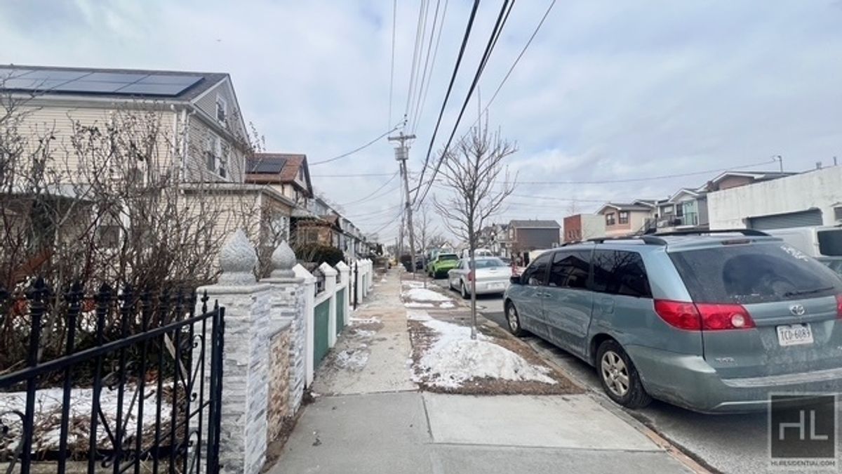 #16 photo, 115-50 149th Street, Jamaica , NY 11436