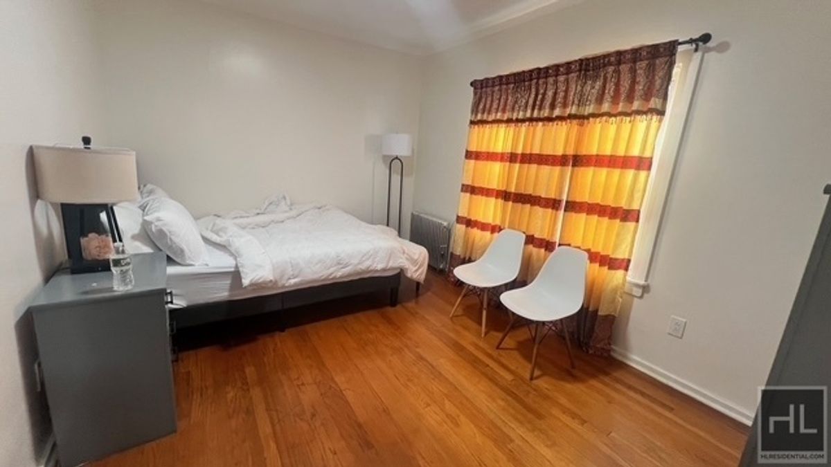 #8 photo, 115-50 149th Street, Jamaica , NY 11436