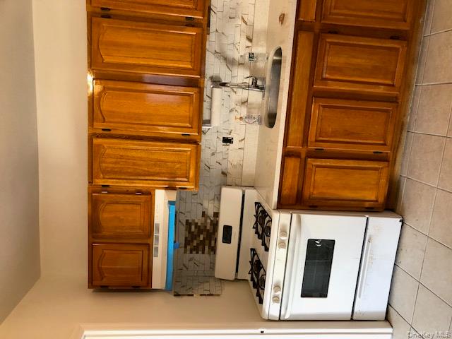 #6 photo, 11529 126th Street, קווינס South Ozone Park , NY 11420