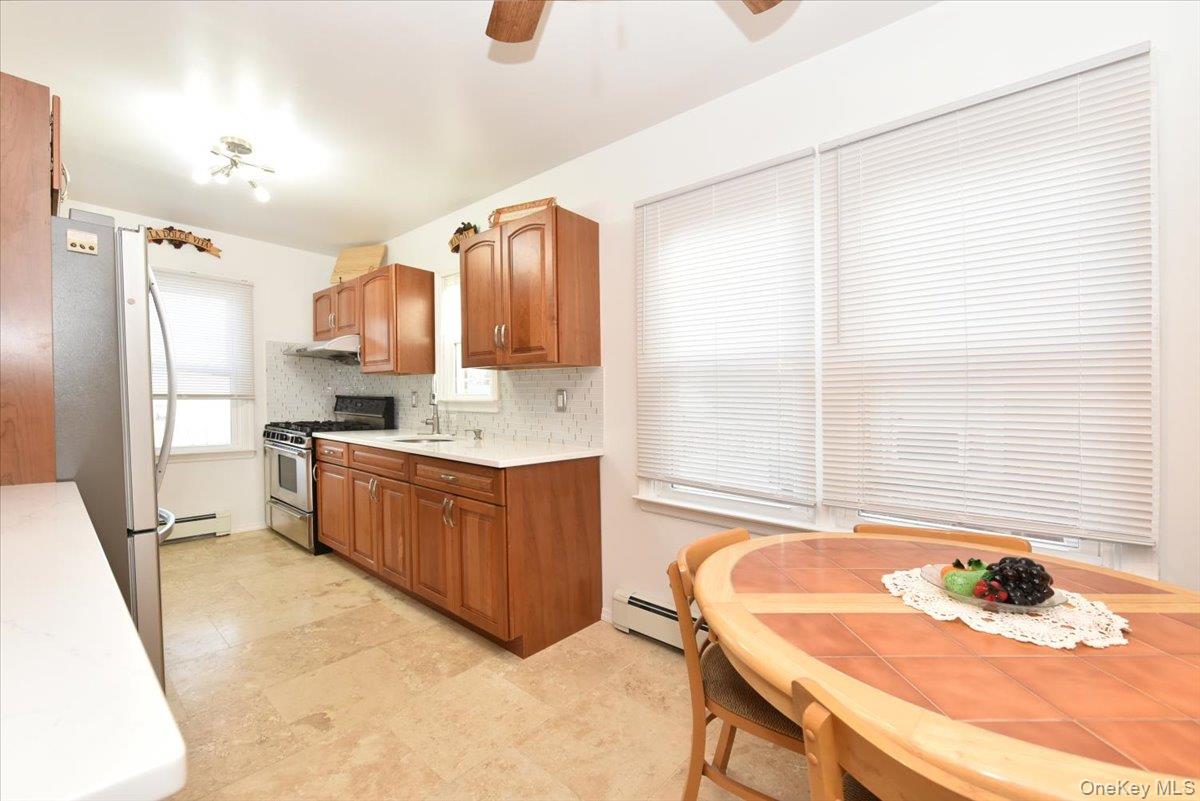 #16 photo, 19 Sprague Drive, 롱 아일랜드 Valley Stream , NY 11580