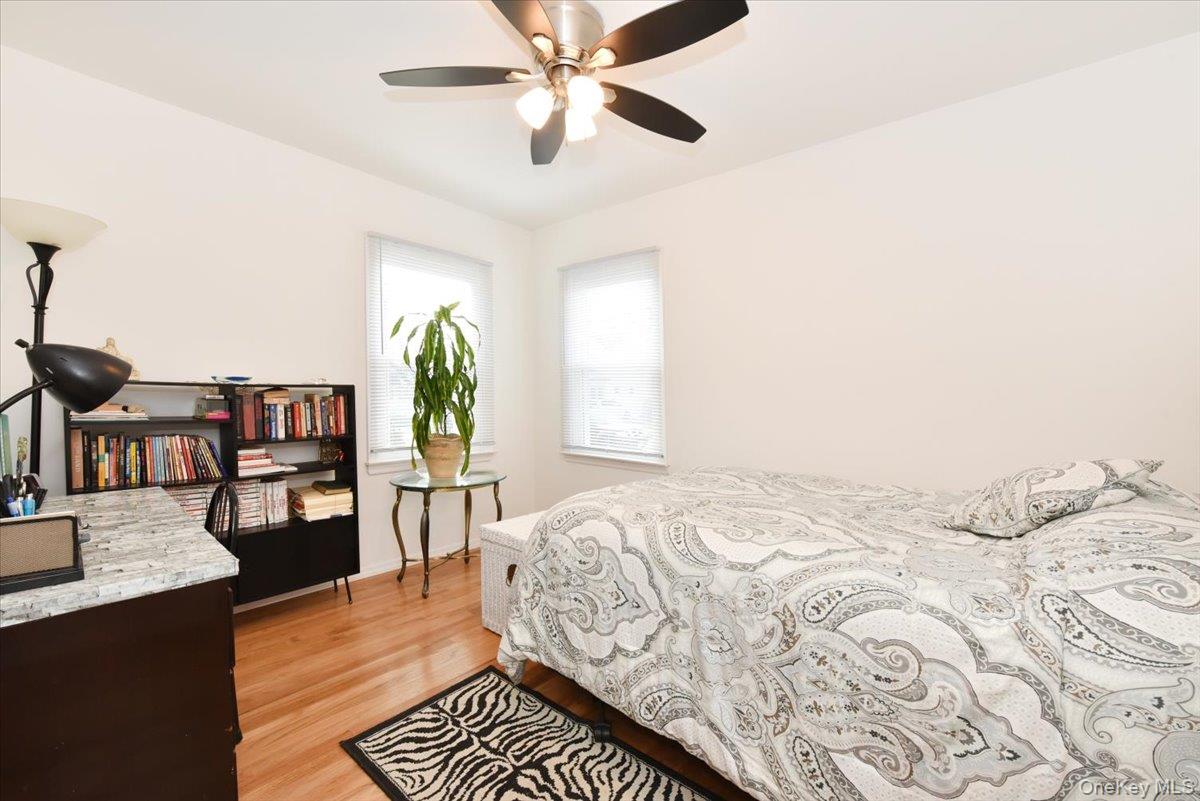 #17 photo, 19 Sprague Drive, 롱 아일랜드 Valley Stream , NY 11580