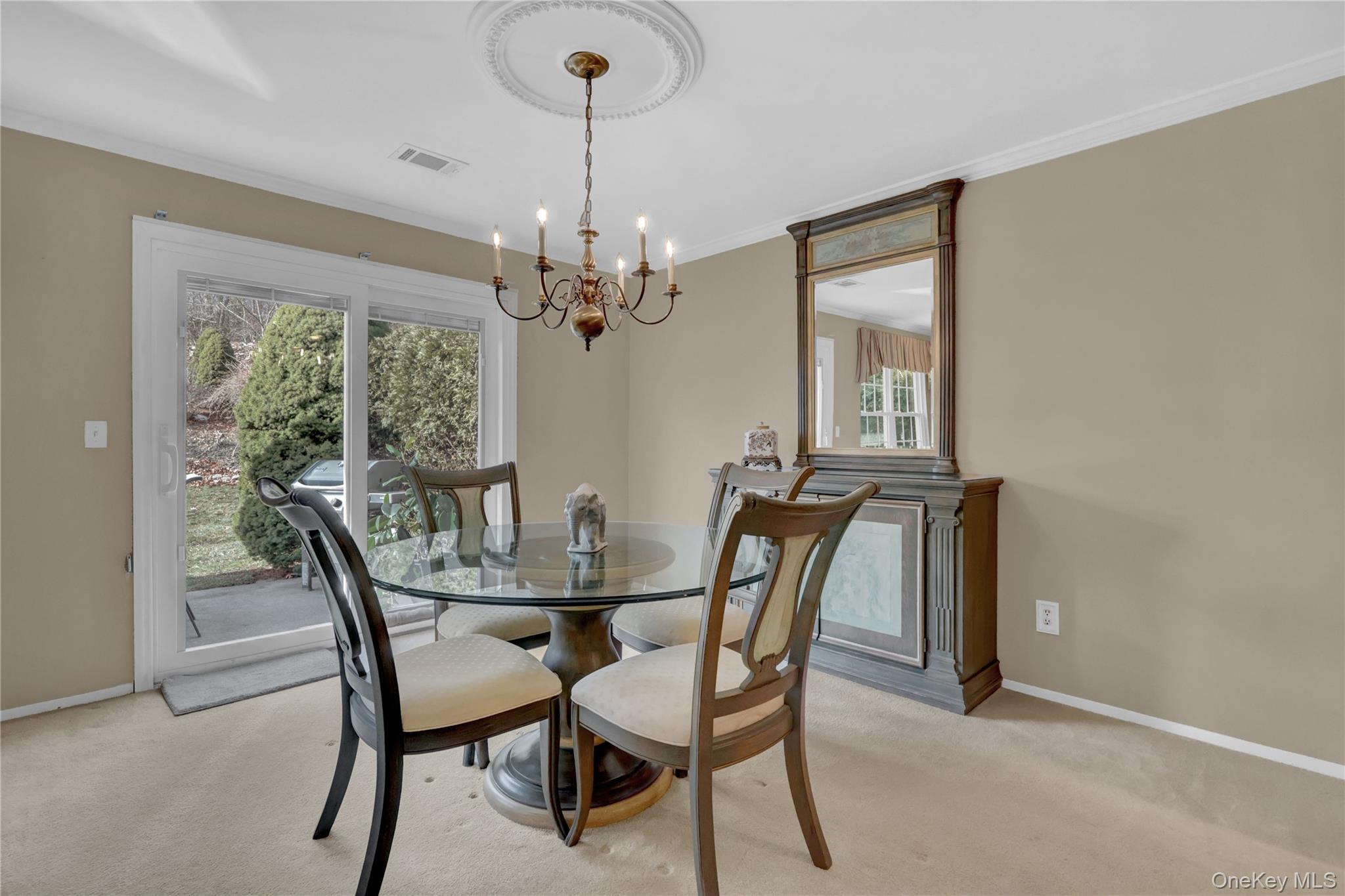 #10 photo, 204 Erik Drive, सफ़ोक काउंटी East Setauket , NY 11733