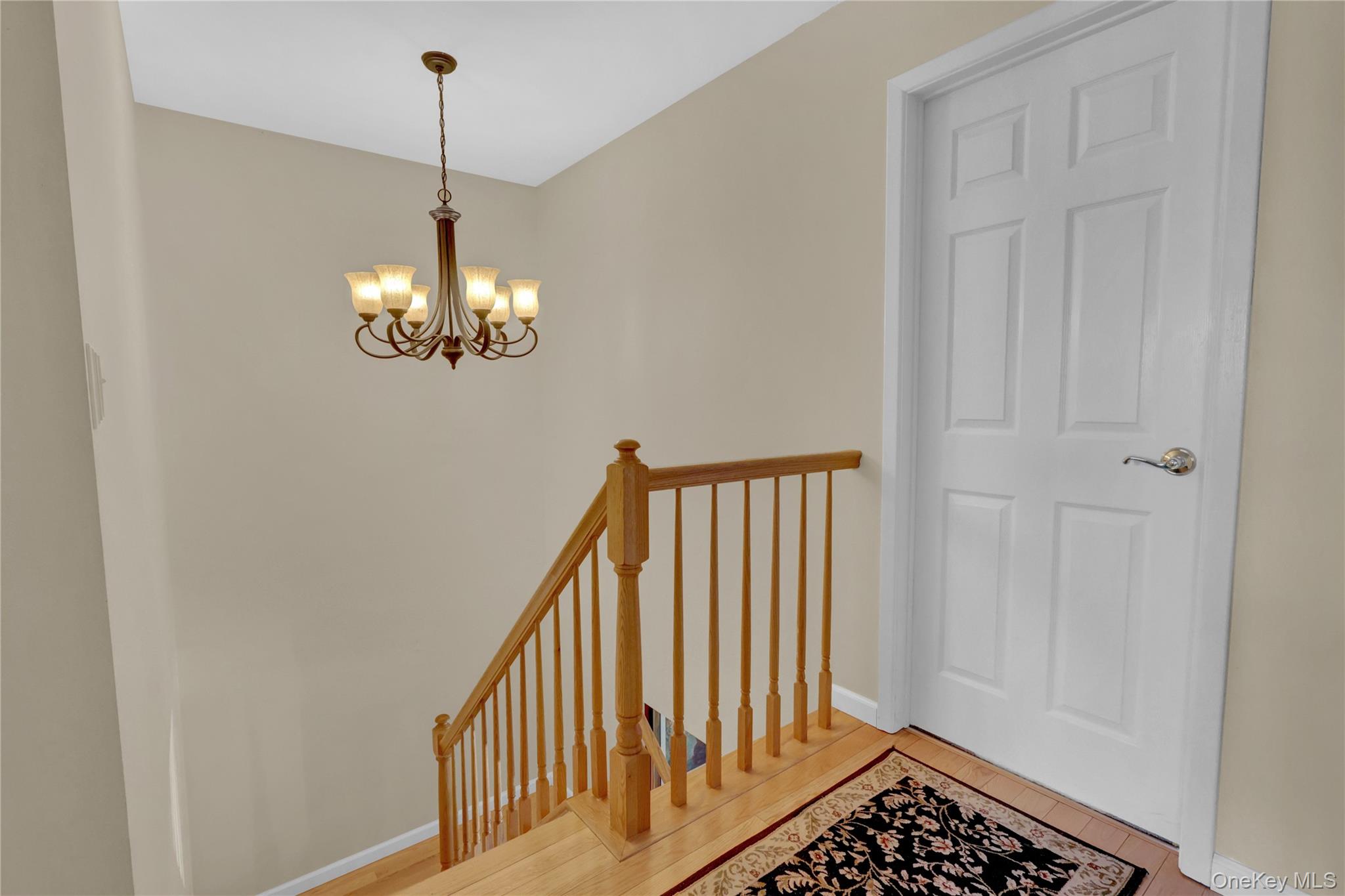 #20 photo, 204 Erik Drive, सफ़ोक काउंटी East Setauket , NY 11733