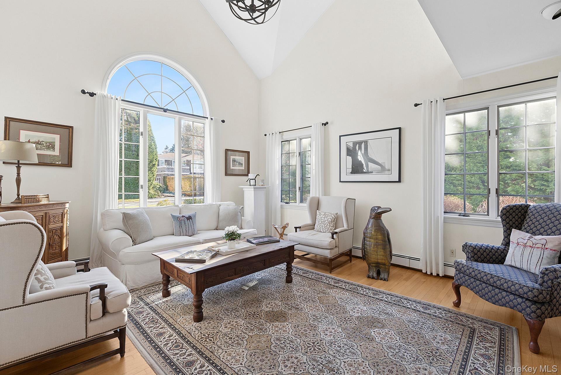 #3 photo, 87 Gould Street, East Hampton , NY 11937