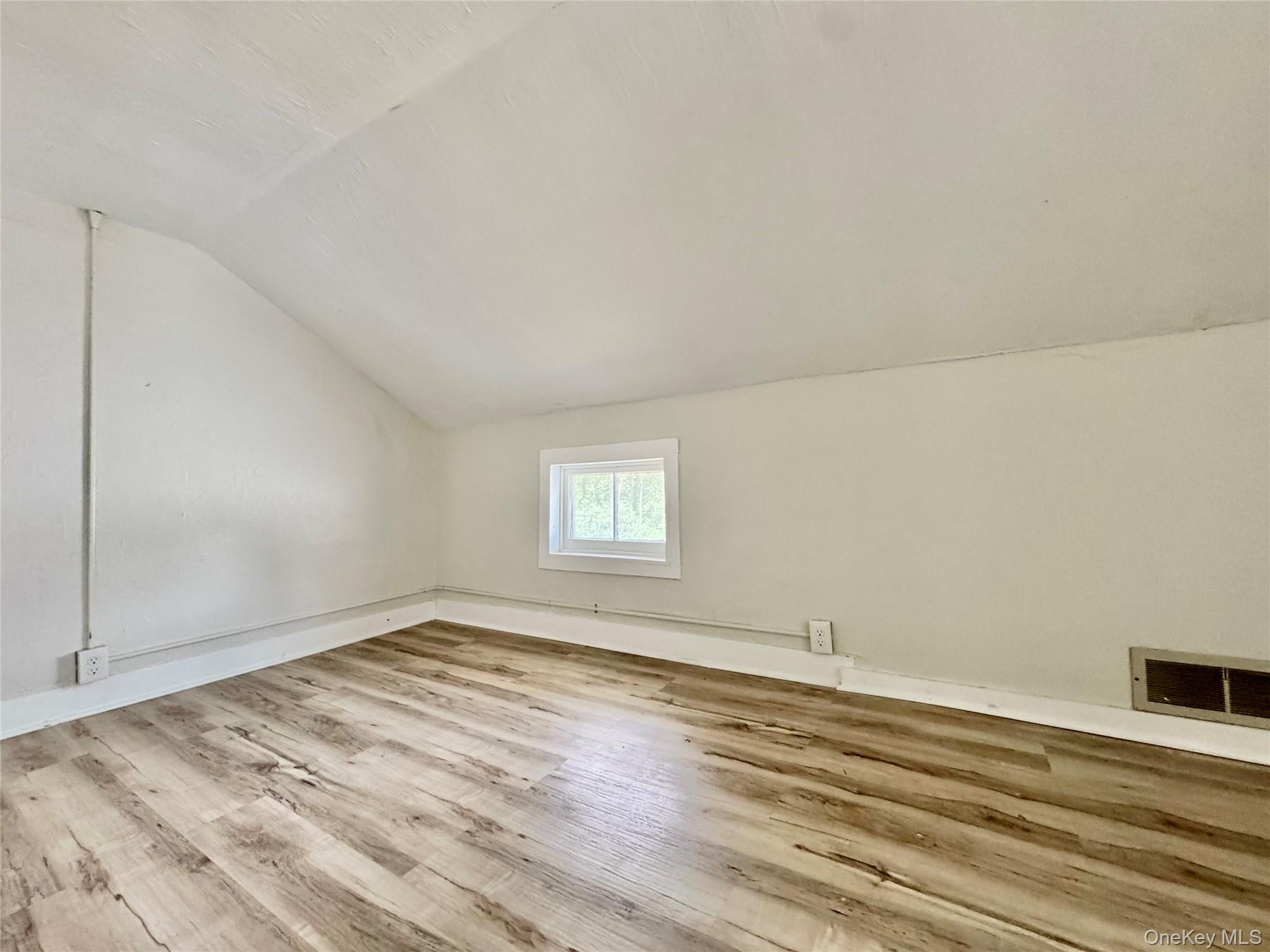 #13 photo, 64 Homestead Lane, 纽约州 Otisville , NY 10963