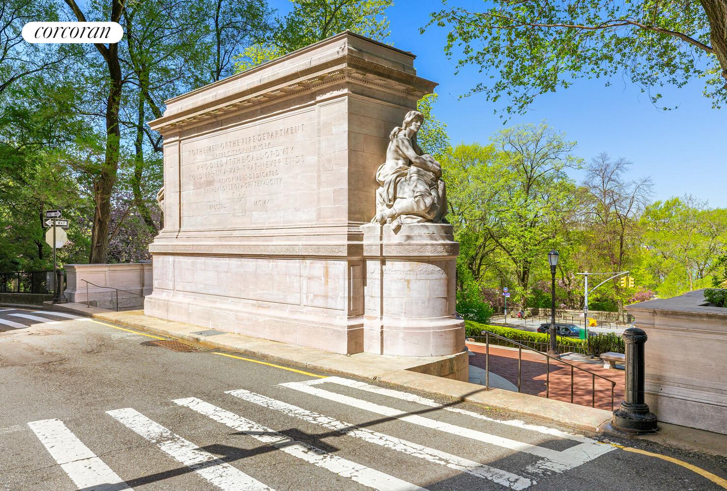 #17 photo, 318 W 100TH Street, Upper West Side , NY 10025