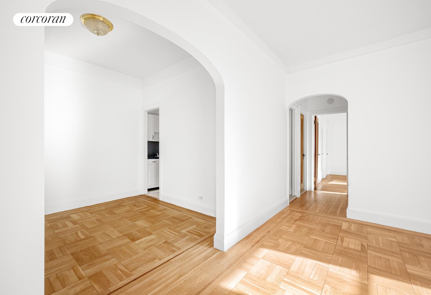 #8 photo, 318 W 100TH Street, Манхэттен ‖ Upper West Side , NY 10025