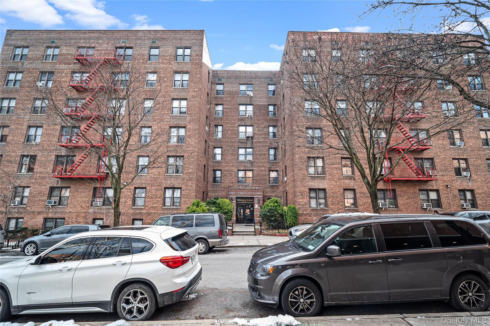 #12 photo, 102-36 64 Avenue, Куинс ‖ Forest Hills , NY 11375