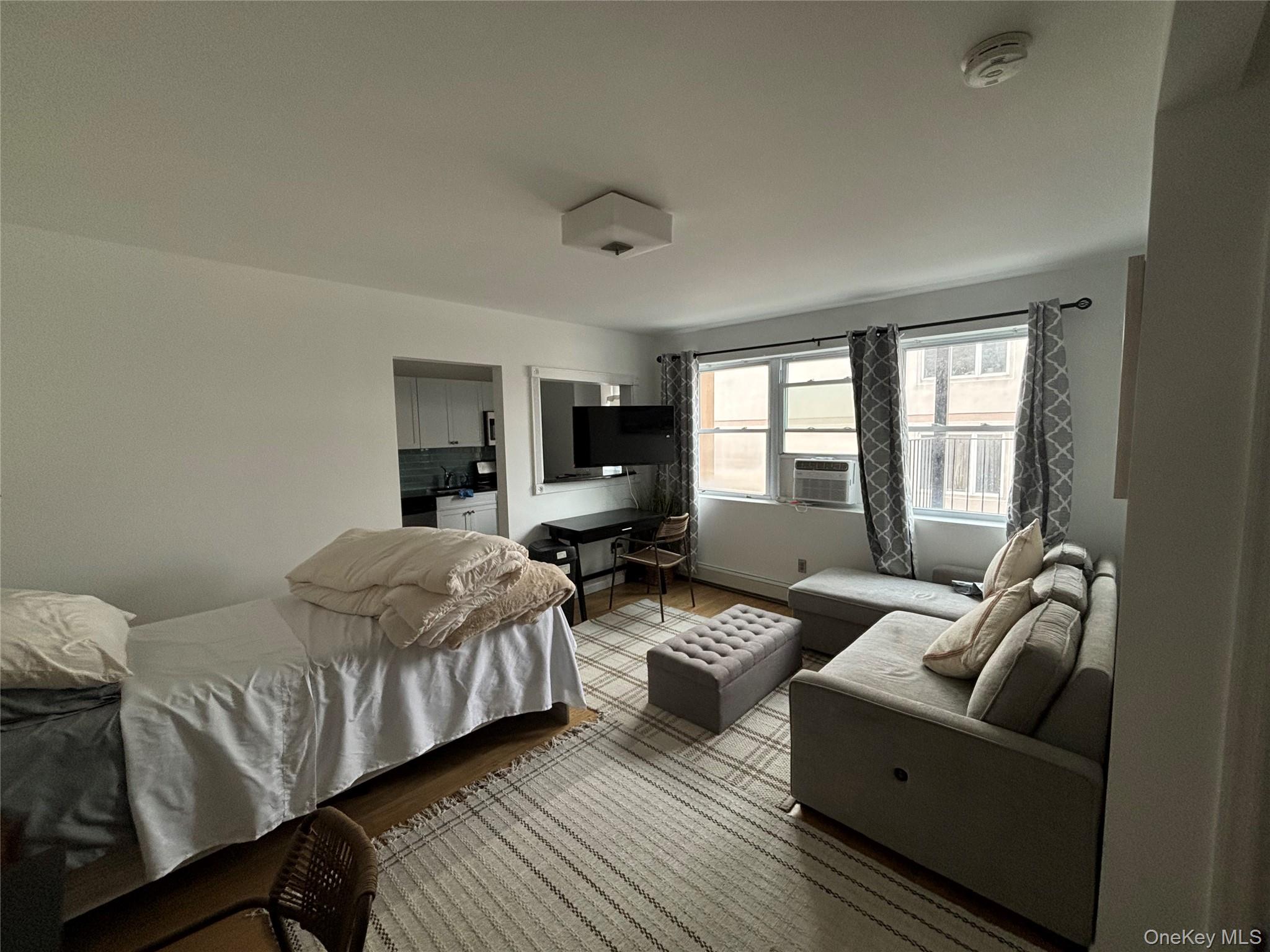 #2 photo, 251-255 W Broadway, מחוז נסאו Long Beach , NY 11561