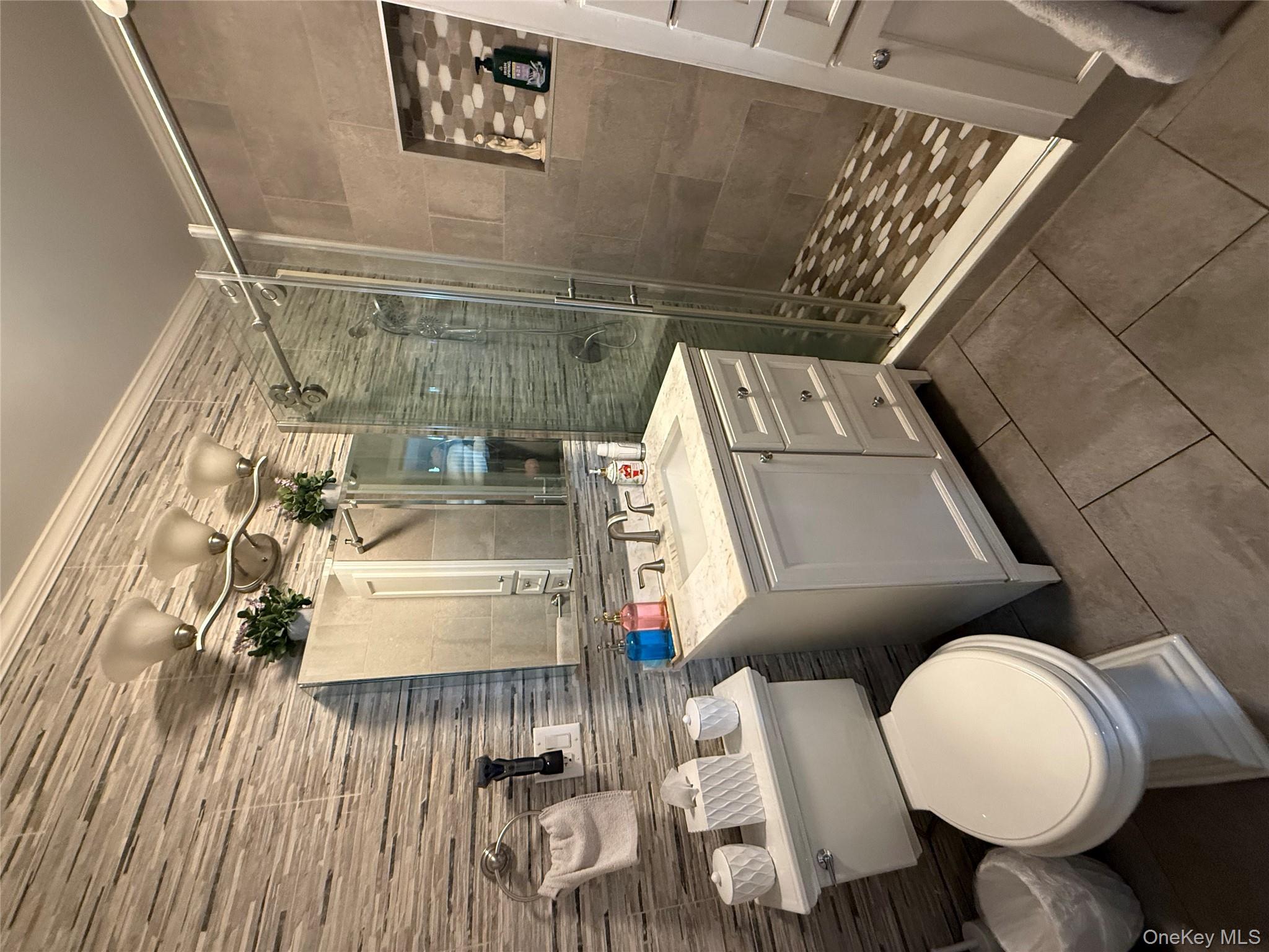 #6 photo, 7841 84th Street, Glendale , NY 11385