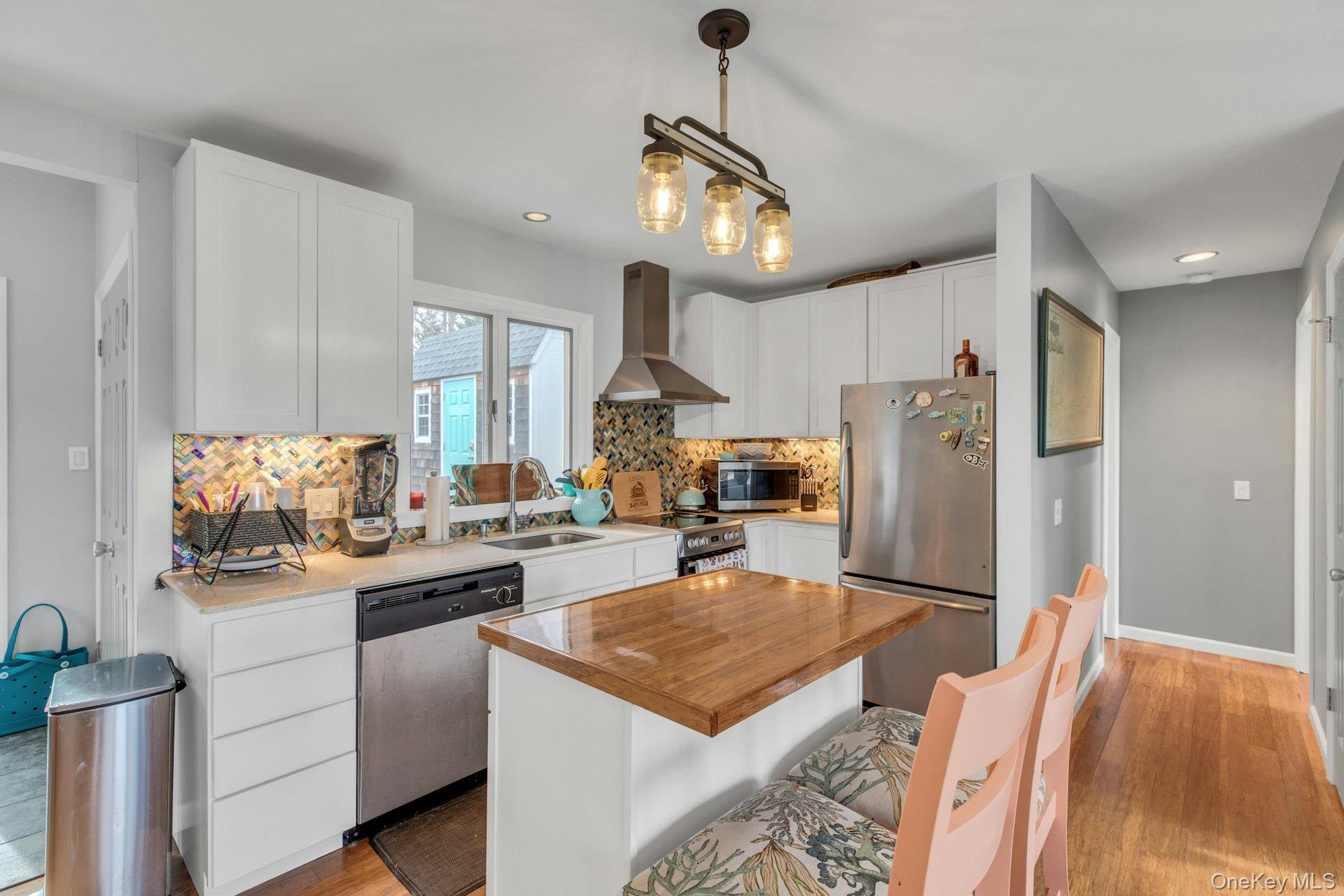 #7 photo, 53 W End Avenue, East Quogue , NY 11942