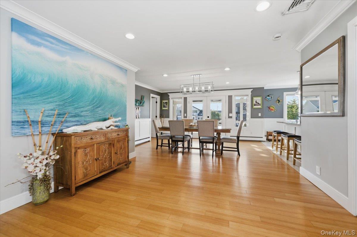 #5 photo, 41 Stillwater Avenue, नासाउ काउंटी Massapequa , NY 11758