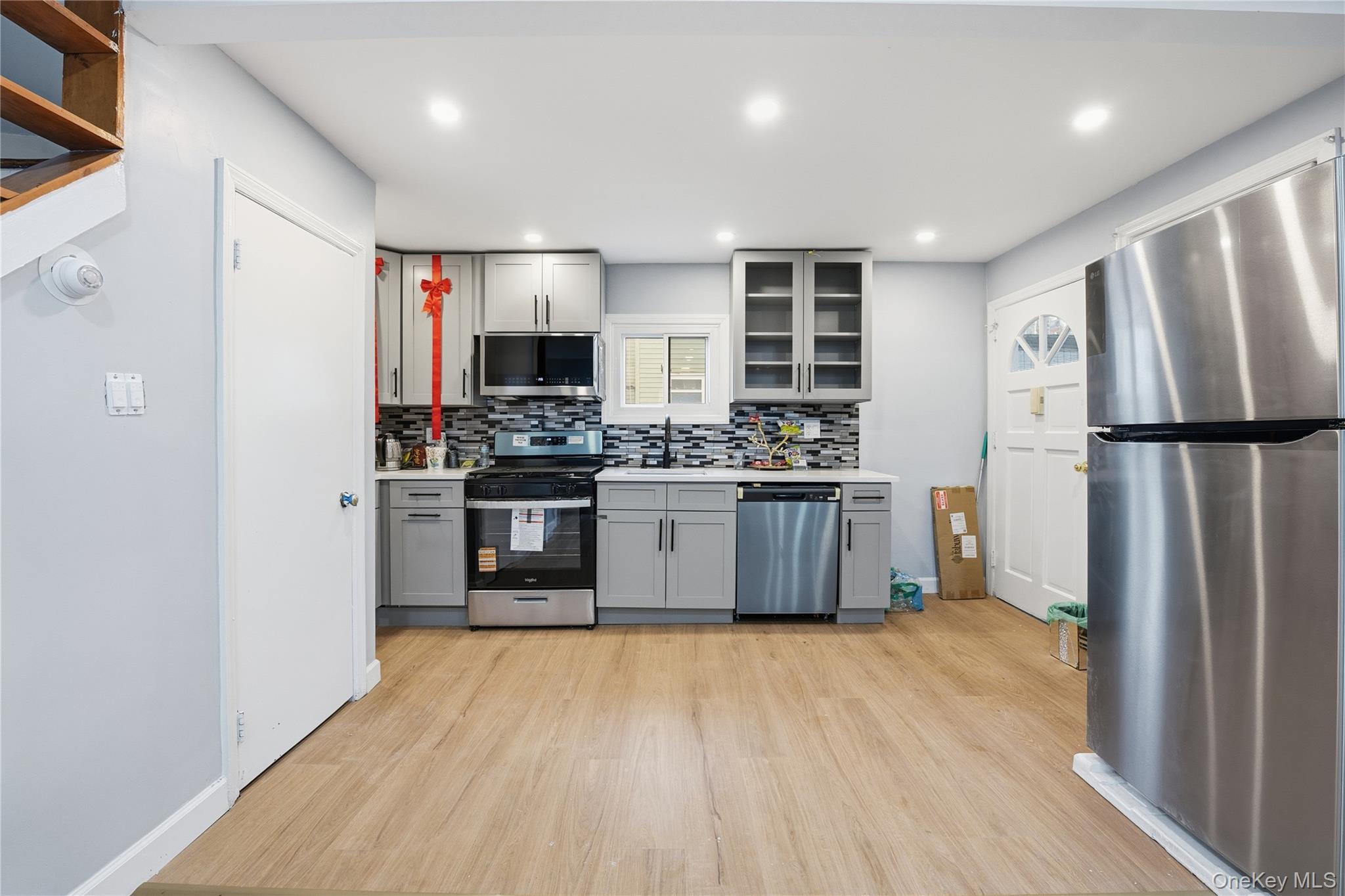 #1 photo, 305 N Terrace Avenue, Mount Vernon , NY 10550