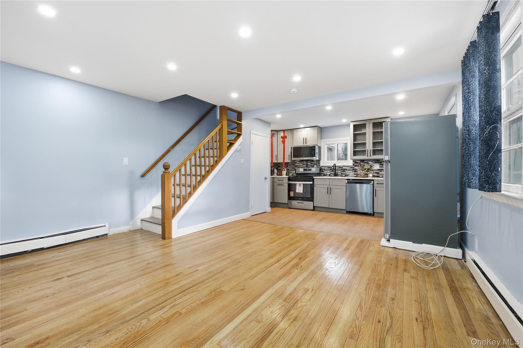 #2 photo, 305 N Terrace Avenue, Mount Vernon , NY 10550