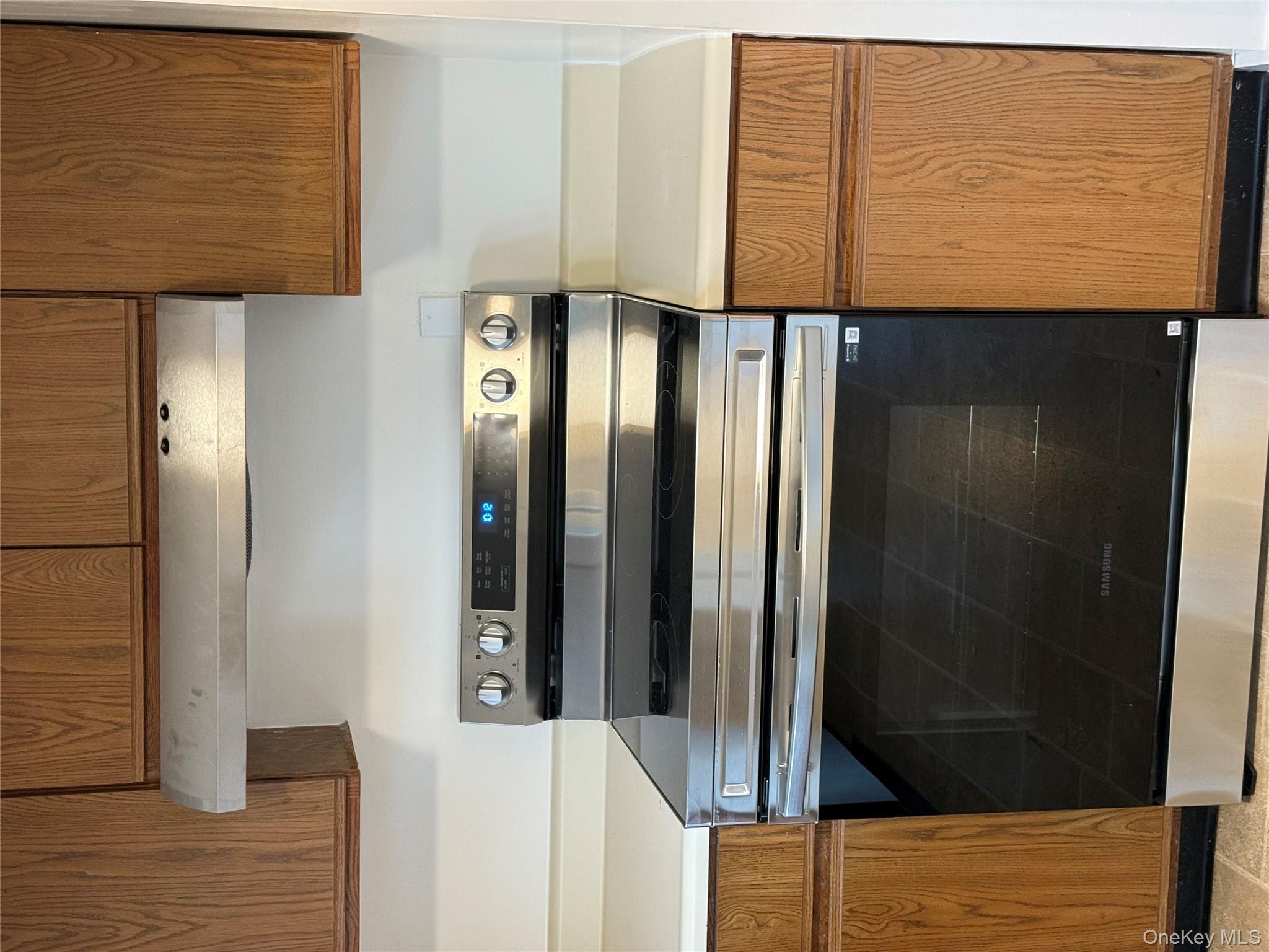 #7 photo, 55 Hillside Avenue, Katonah , NY 10536