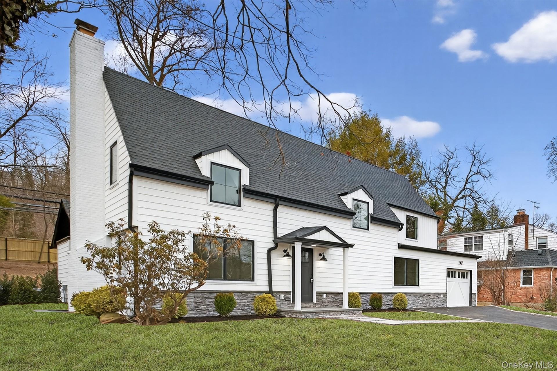 #1 photo, 199 Salem Road, East Hills , NY 11577