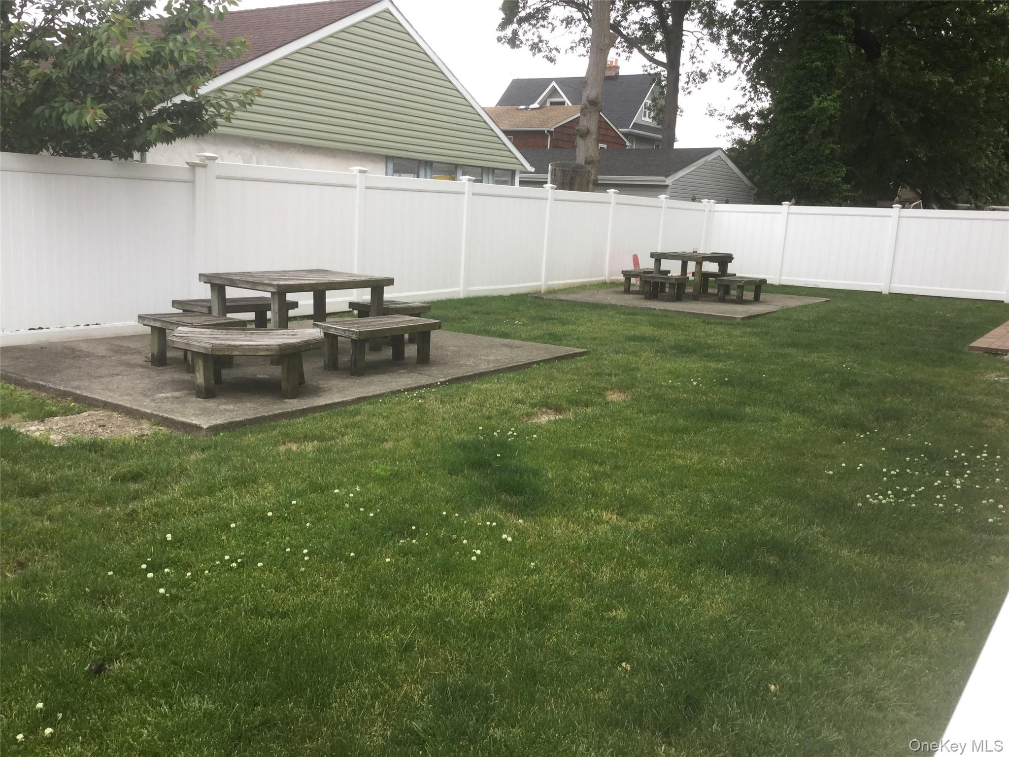 #4 photo, 51 Smith Street, Merrick , NY 11566