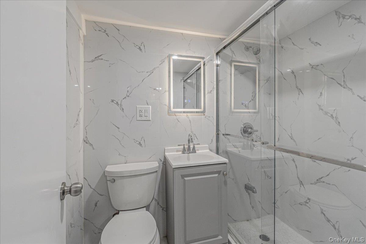 #8 photo, 8925 201st Street, Hollis , NY 11423