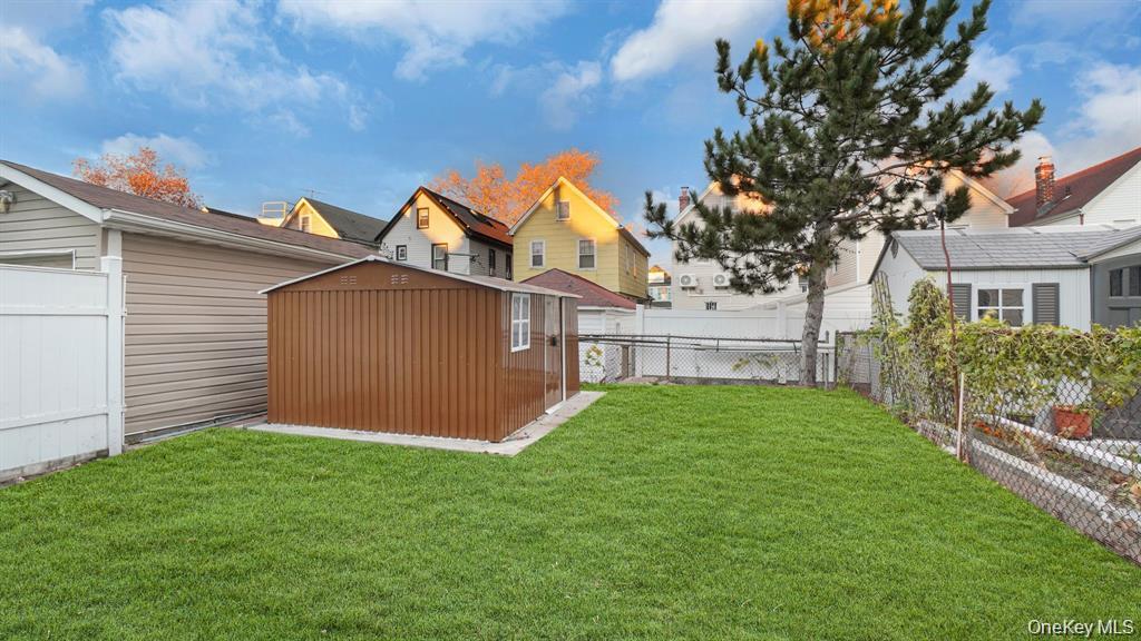 #9 photo, 8925 201st Street, Hollis , NY 11423