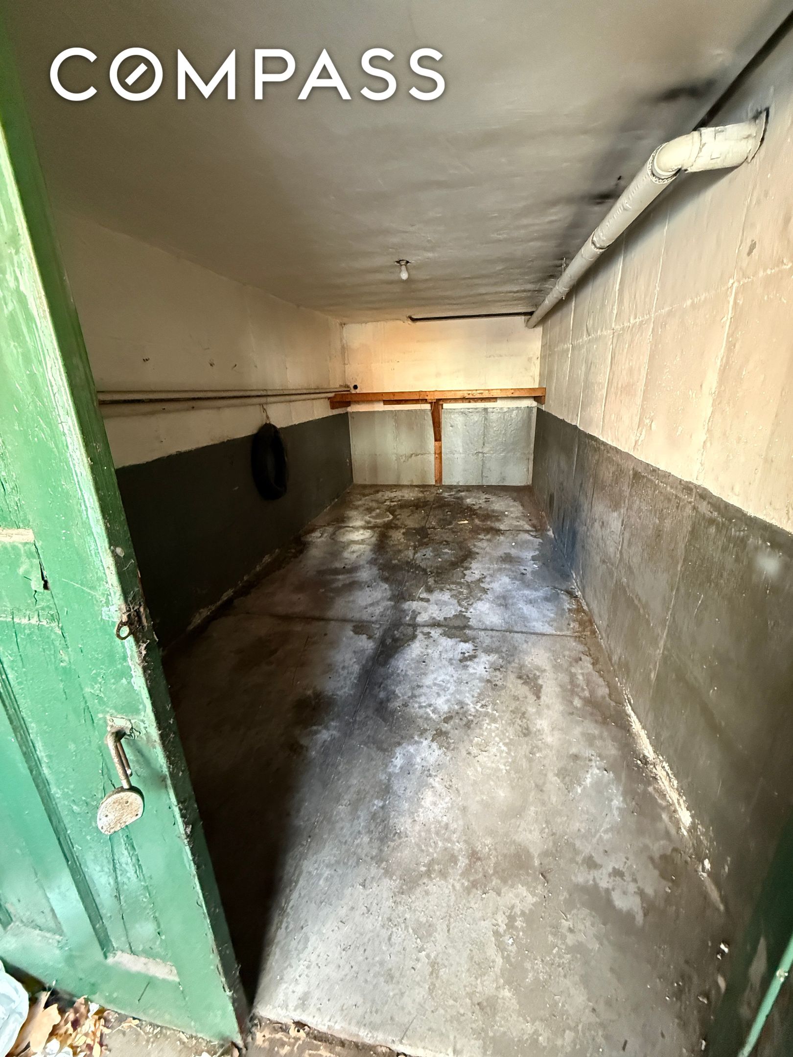 #3 photo, 854 Bay Ridge Avenue, 브루클린 Dyker Heights , NY 11220