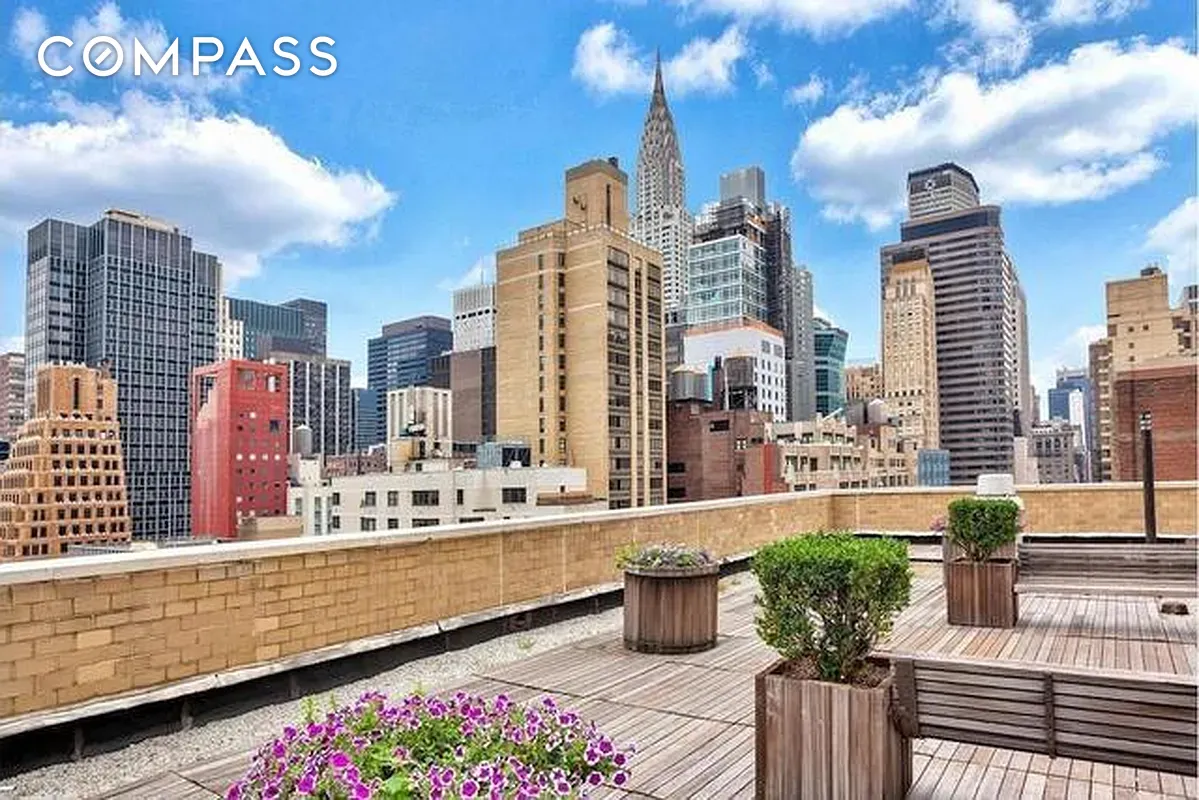 #11 photo, 301 E 45th Street, Midtown East , NY 10017