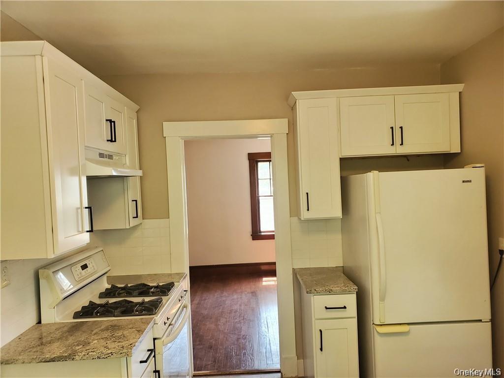 #9 photo, 1 Myrtle Avenue, Suffern , NY 10901