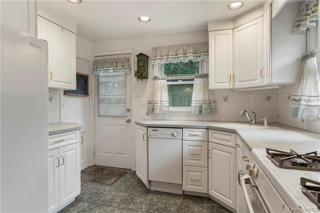 #6 photo, 30 Lindbergh Lane, New City , NY 10956