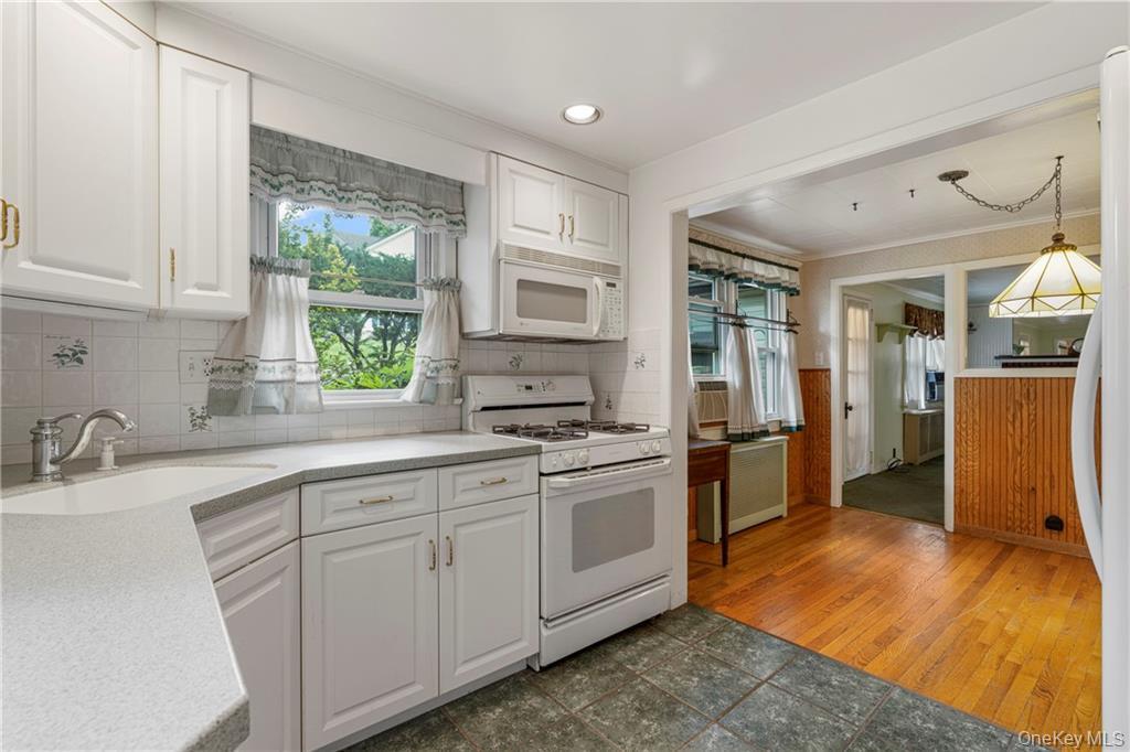 #8 photo, 30 Lindbergh Lane, New City , NY 10956