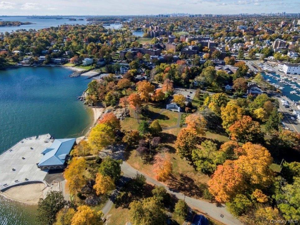 #17 photo, 450 Pelham Road, 纽约州 New Rochelle , NY 10805