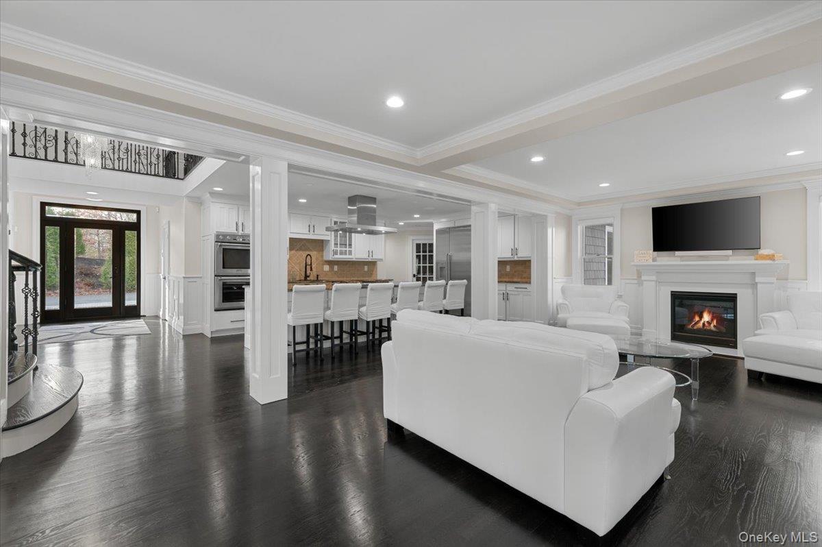 #11 photo, 19 W Tiana Road, Hampton Bays , NY 11946