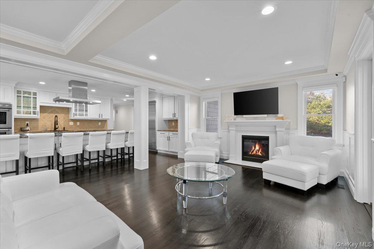 #13 photo, 19 W Tiana Road, Hampton Bays , NY 11946