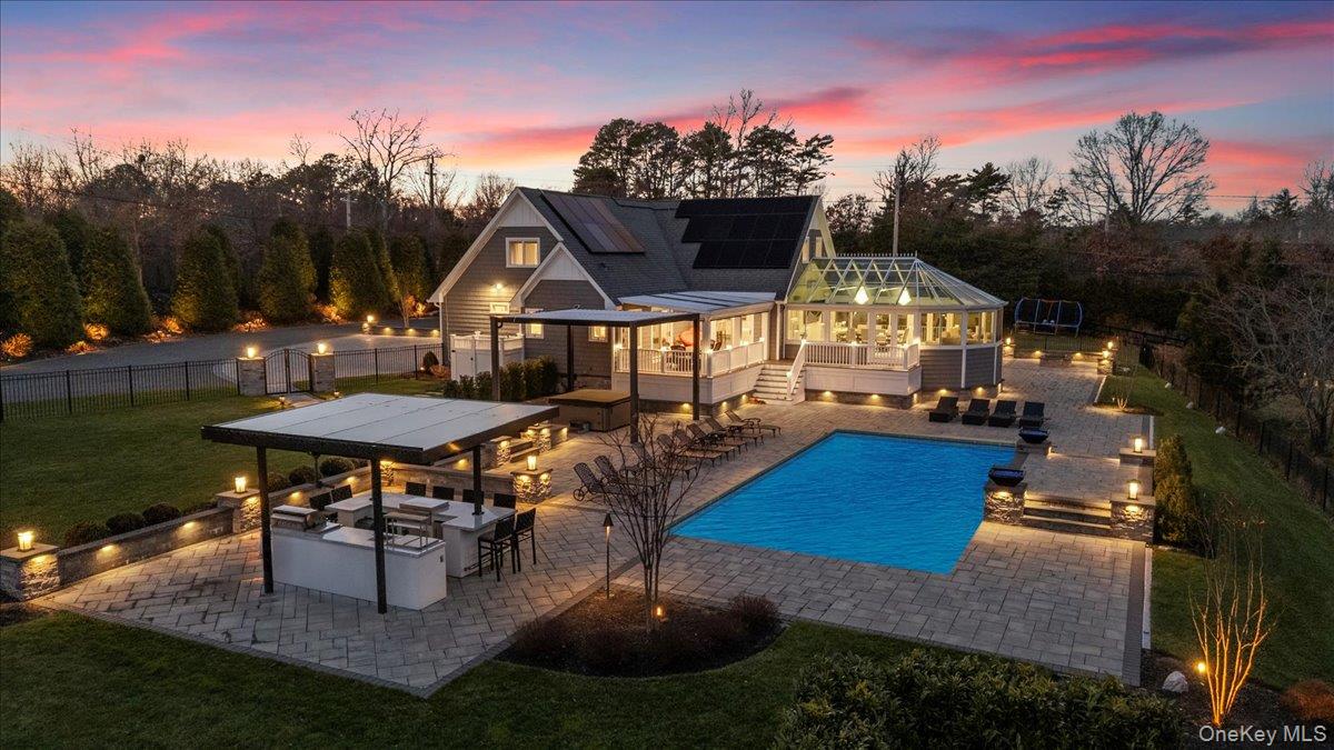 #2 photo, 19 W Tiana Road, Hampton Bays , NY 11946