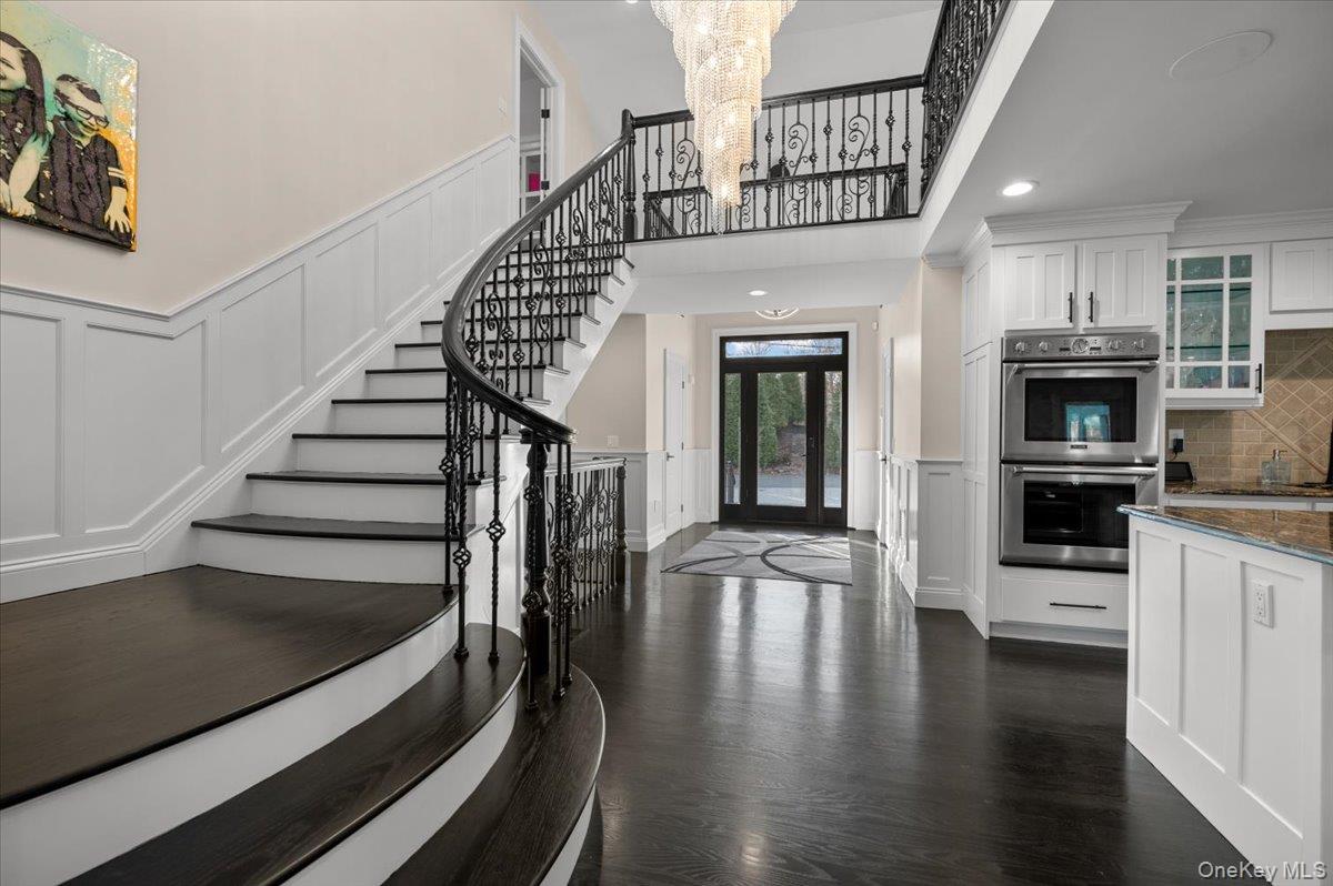 #6 photo, 19 W Tiana Road, Hampton Bays , NY 11946