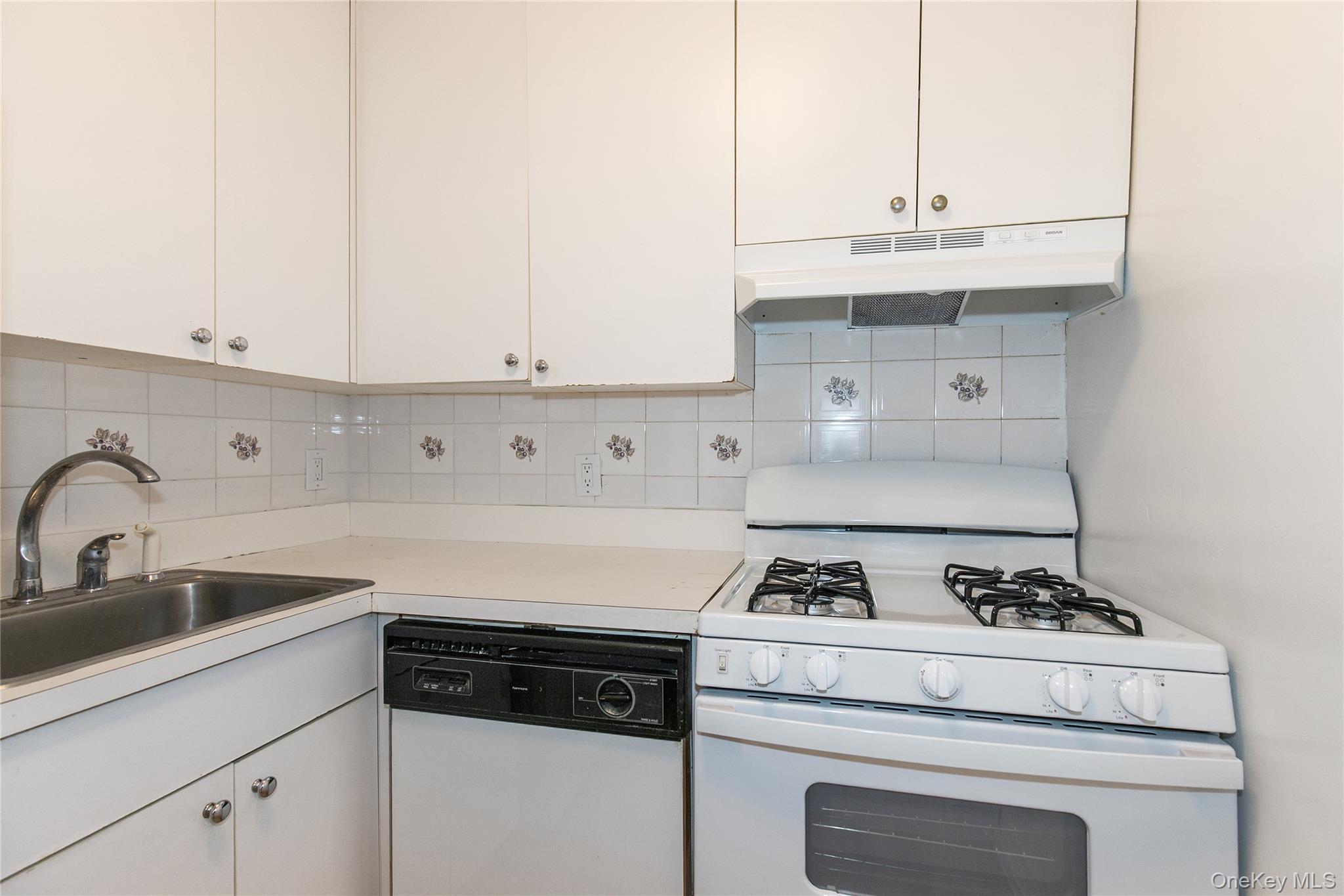 #10 photo, 25 PARK Place, Нассау ‖ Great Neck , NY 11021