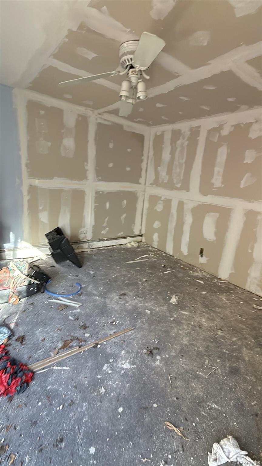 #6 photo, 23 N Quarter Road, Westhampton , NY 11977