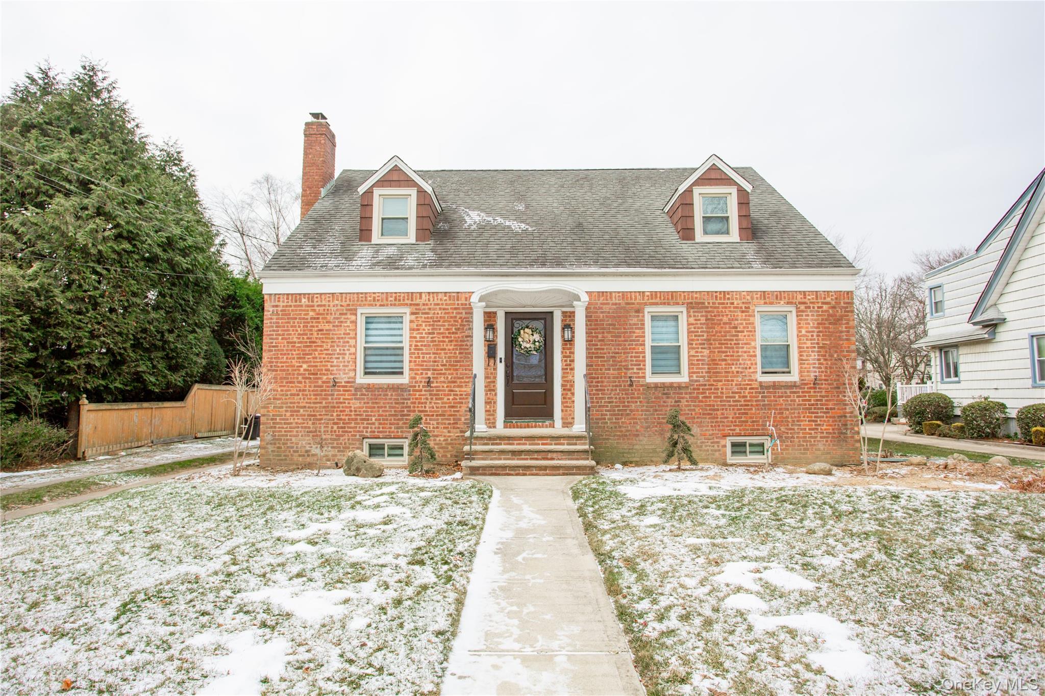 #2 photo, 66 Denton Avenue, 长岛 East Rockaway , NY 11518