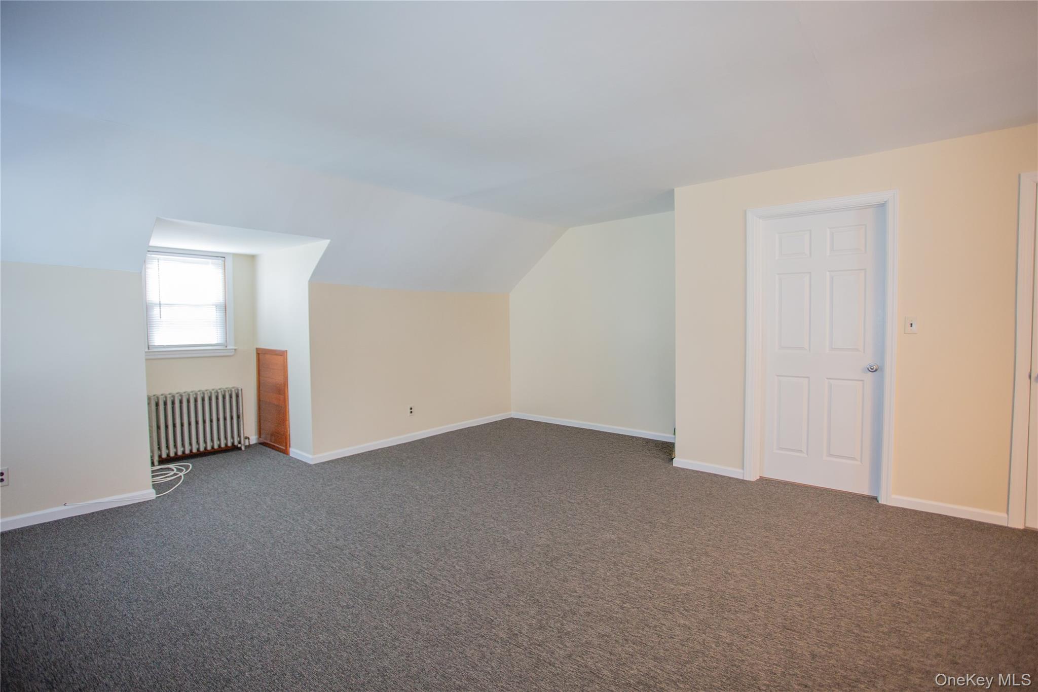 #7 photo, 66 Denton Avenue, 长岛 East Rockaway , NY 11518
