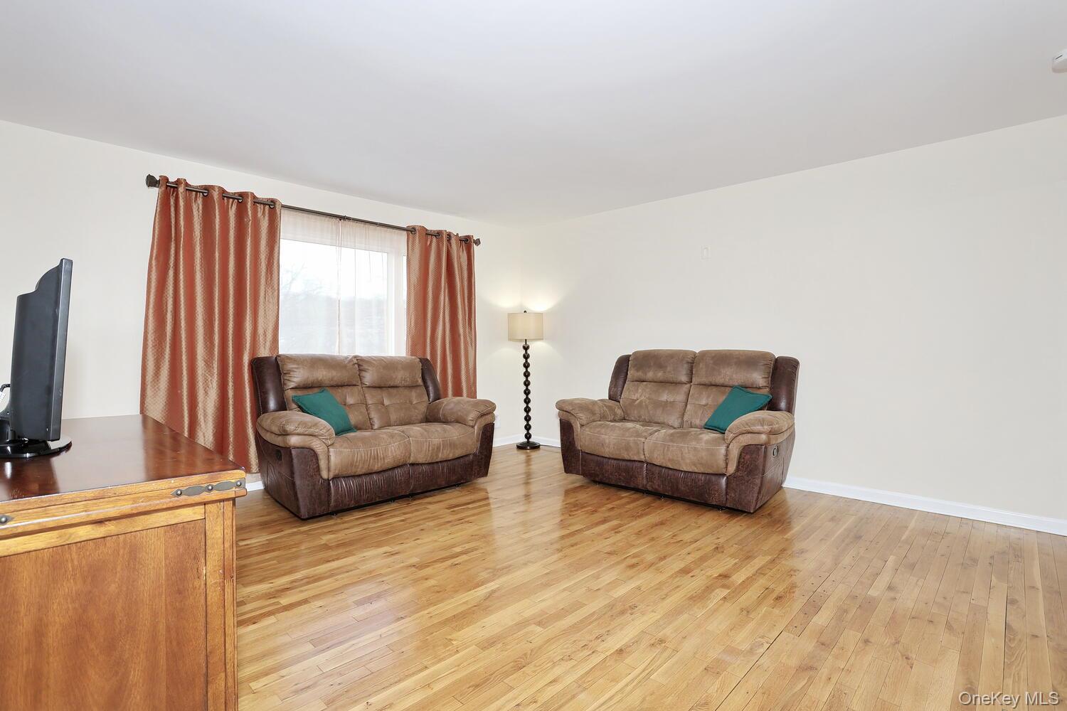 #13 photo, 64 S Hillside Avenue, Elmsford , NY 10523