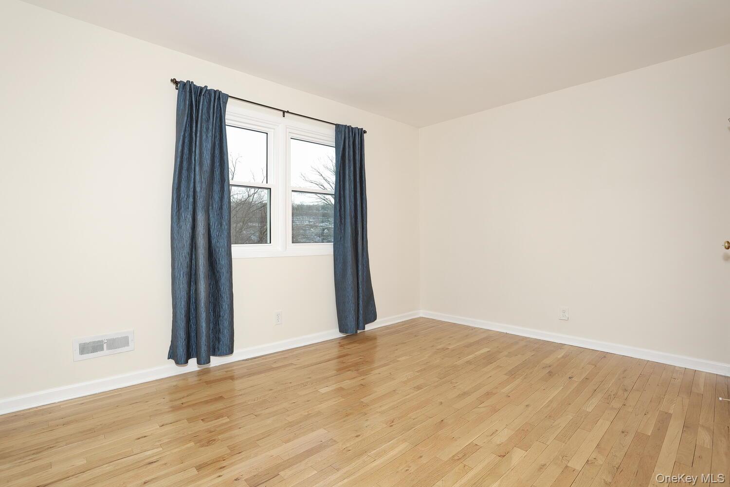 #20 photo, 64 S Hillside Avenue, Elmsford , NY 10523