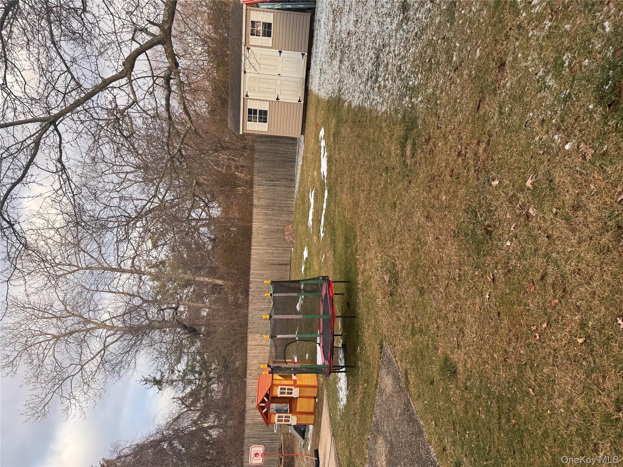 #18 photo, 107 Casement Avenue, Central Islip , NY 11722