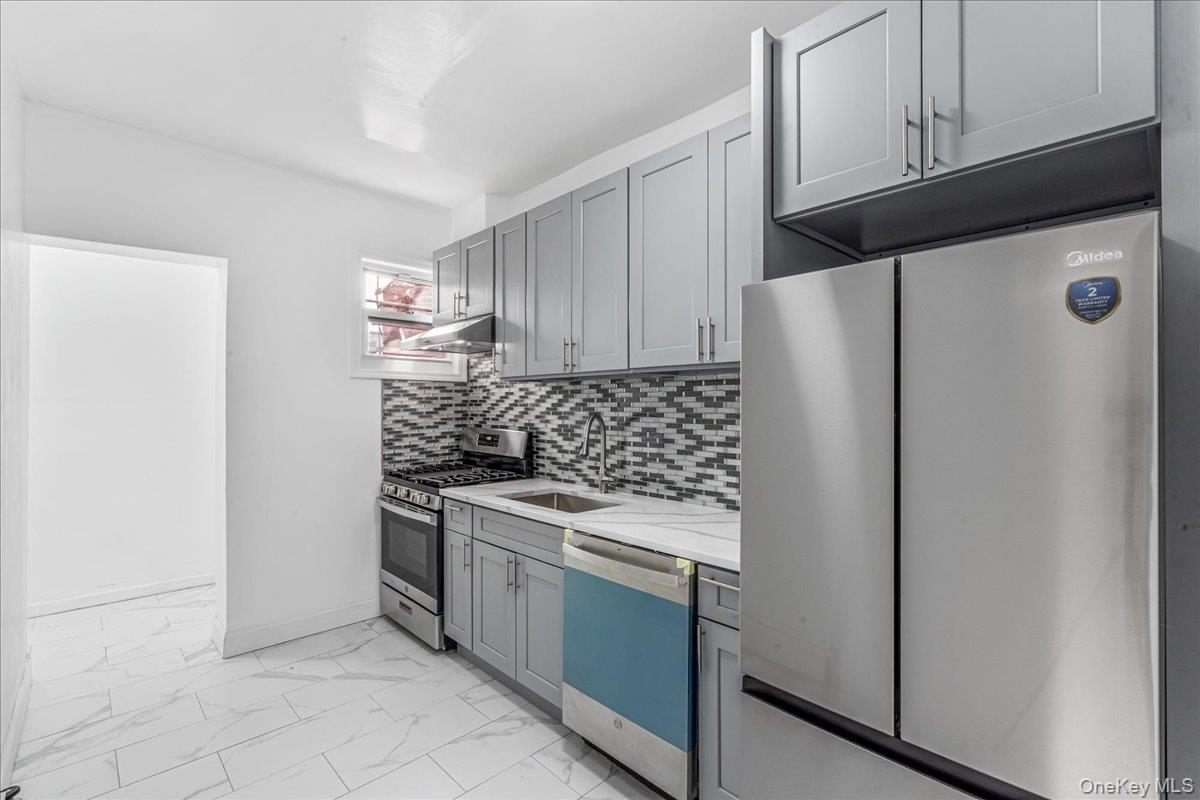 #6 photo, 161-36 Grand Central Parkway, Jamaica Hills , NY 11432