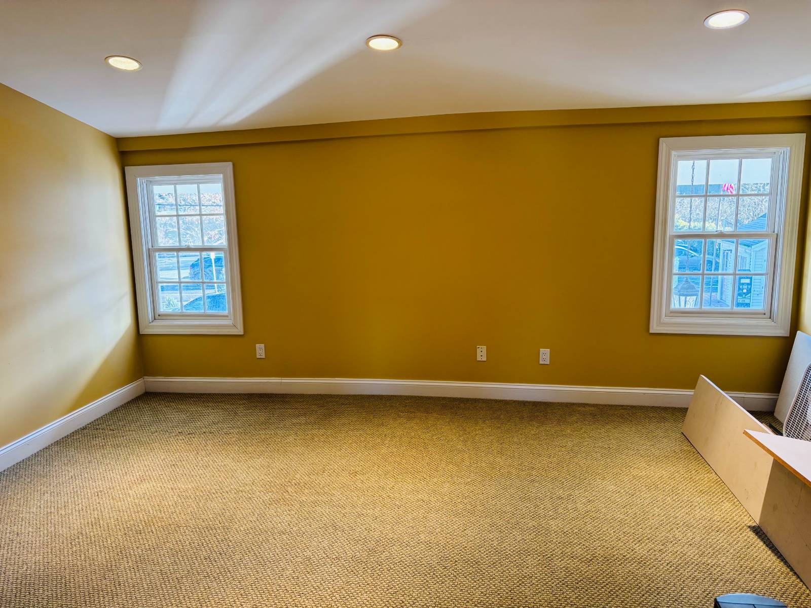 #24 photo, 1345 Old Northern Blvd, Roslyn , NY 11576