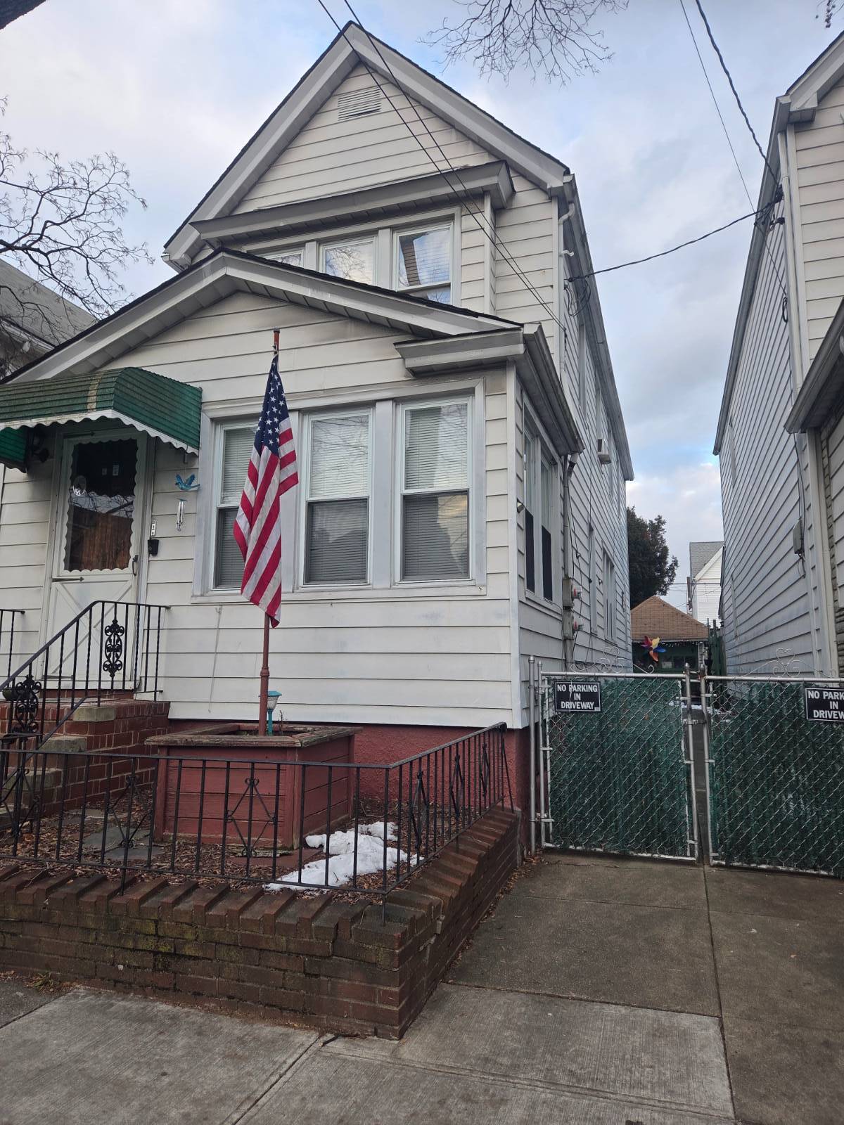 #1 photo, 104-57 116 ST, S. Richmond hill , NY 11419