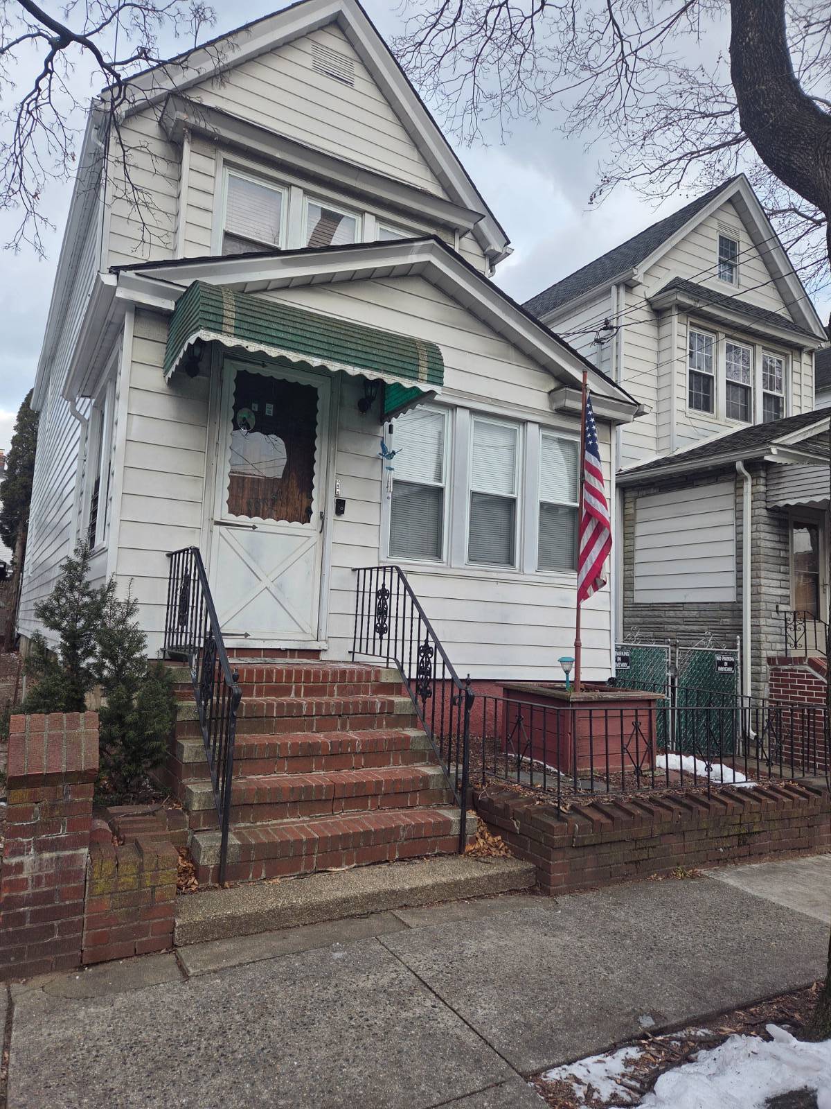 #2 photo, 104-57 116 ST, S. Richmond hill , NY 11419