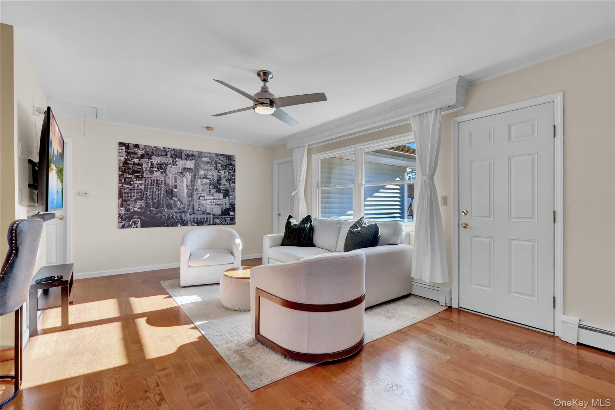 #14 photo, 20 Collins Road, Glen Cove , NY 11542